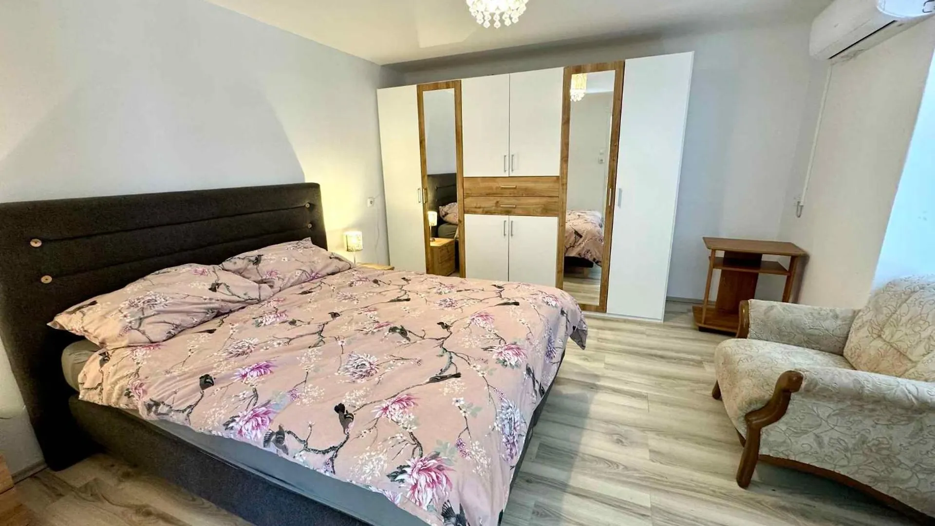 Holiday Home In Jadranovo 51527